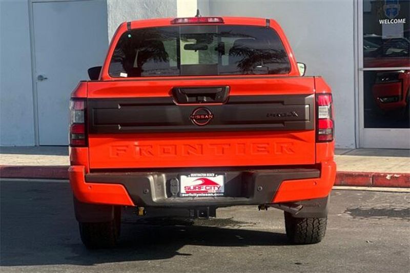 New 2025 Nissan Frontier PRO-XImage 4