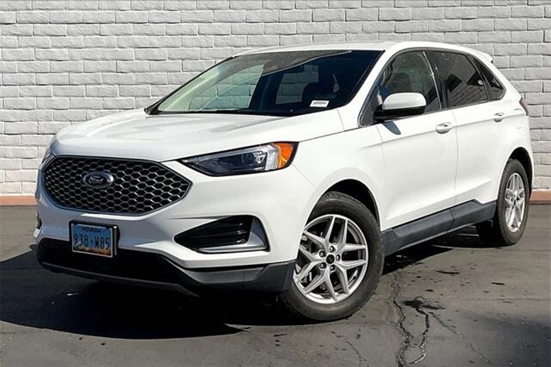 2023 Ford Edge SELImage 1