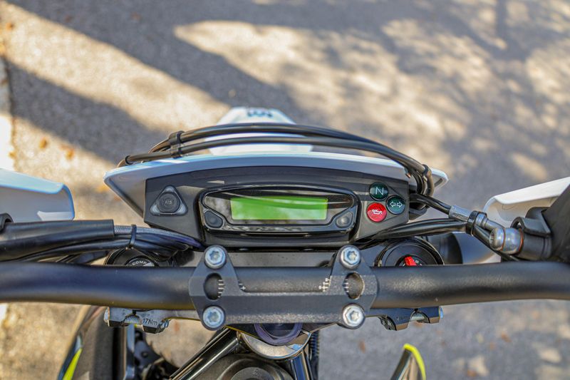 USED 2023 HUSQVARNA SUPERMOTO 701 Image 9