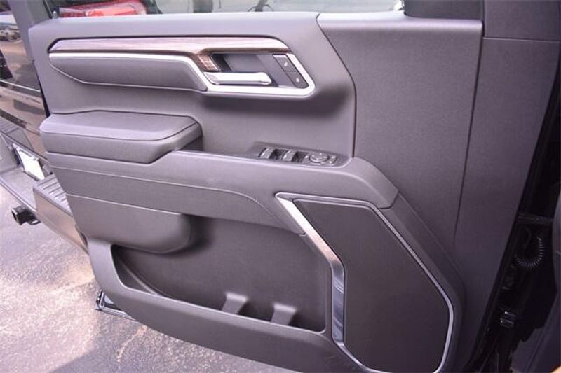 2025 Chevrolet Silverado 1500 LTImage 34
