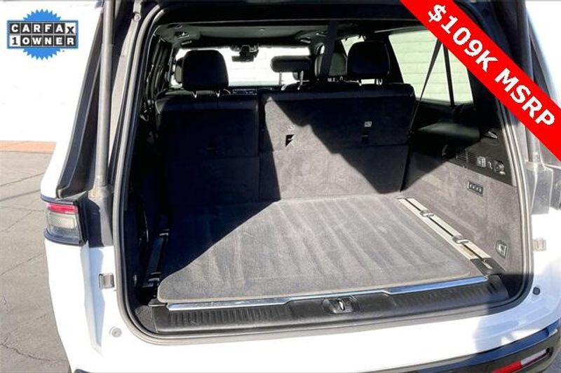 2024 Jeep Grand Wagoneer L Series IIImage 34