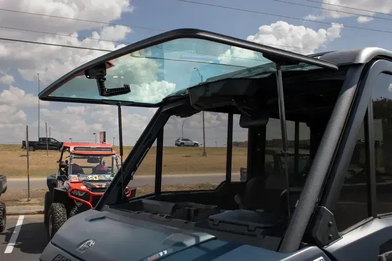 NEW 2026 CAN-AM DEFENDER MAX LIMITED CAB HD11 Image 9