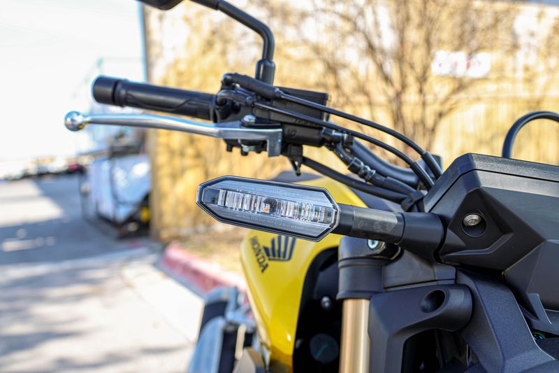 USED 2024 HONDA CB300R ABS Image 5