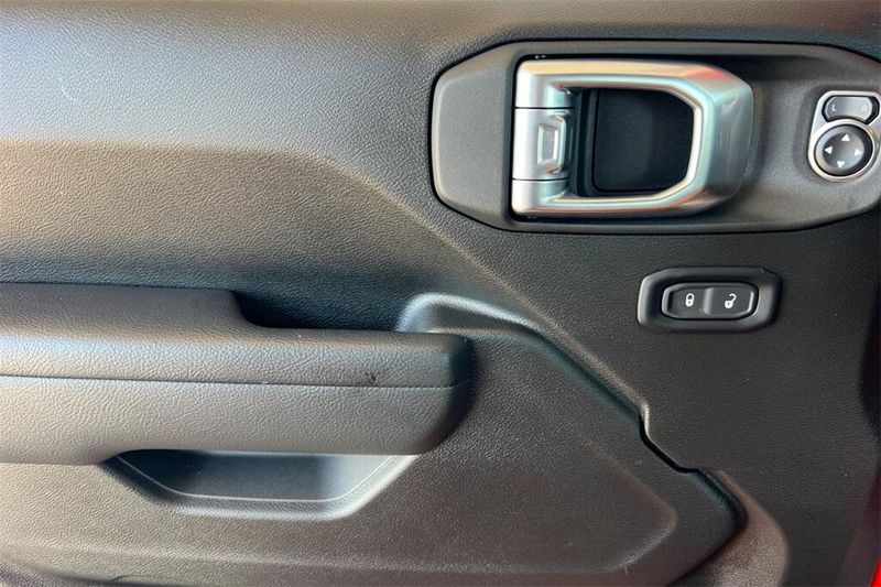 2024 Jeep Wrangler Sport S photo 3