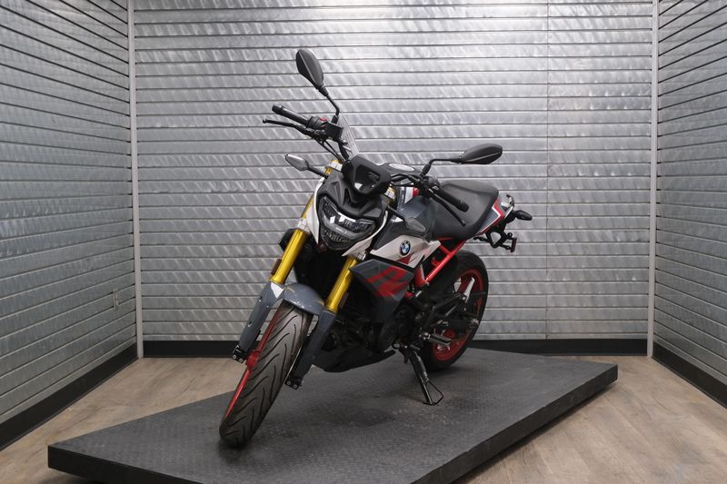 USED 2022 BMW G 310 R Image 7