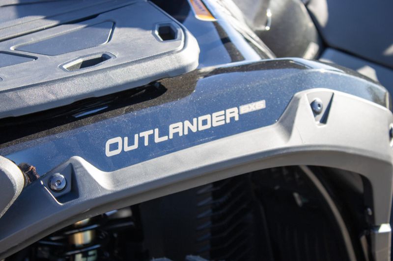 NEW 2026 CAN-AM OUTLANDER MAX 6X6 BACKCOUNTRY 1000R Image 14