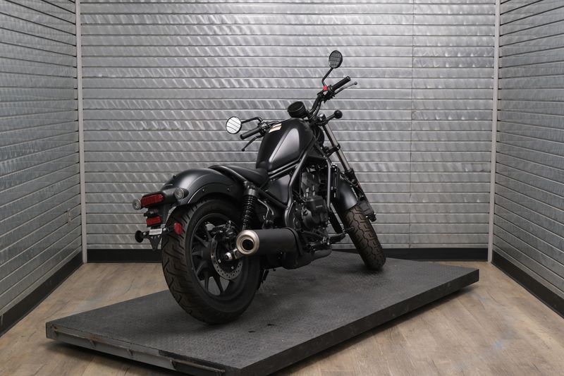 USED 2026 HONDA REBEL 300 E-CLUTCH Image 3