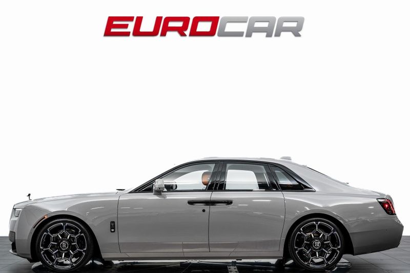 Used 2025 Rolls-Royce Ghost *BESPOKE INTERIOR * DUALITY TWILL SEATS*Image 2