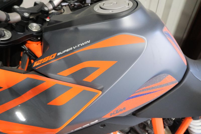 USED 2023 KTM SUPER DUKE 1290 GT Image 11