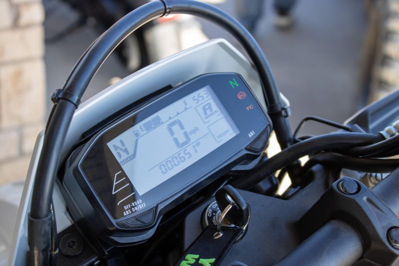USED 2025 SUZUKI DRZ4SM Image 15