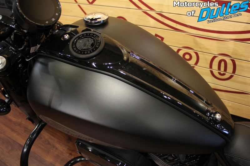 2023 Indian Motorcycle Chief Bobber Dark Horse Image 11