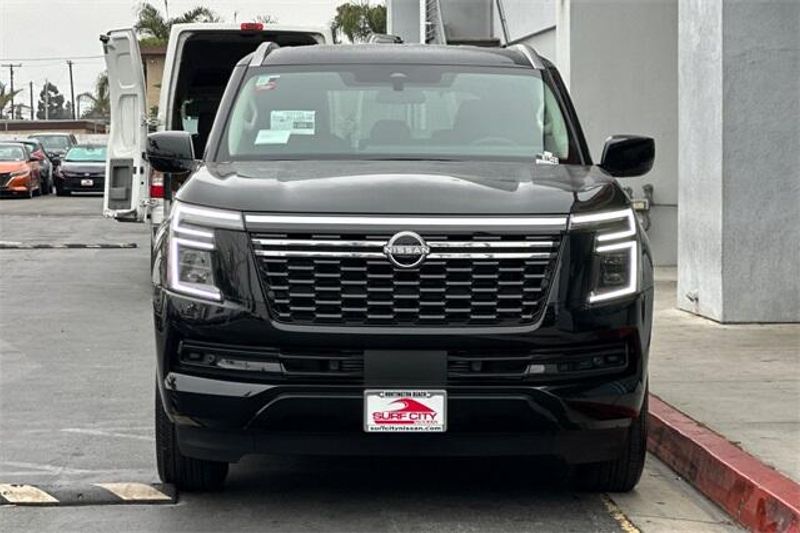 New 2025 Nissan Armada SVImage 6
