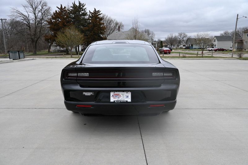 2025 Dodge Charger Daytona R/TImage 7