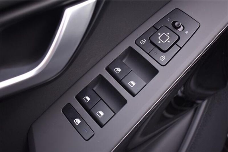 2025 Kia Niro EXImage 19