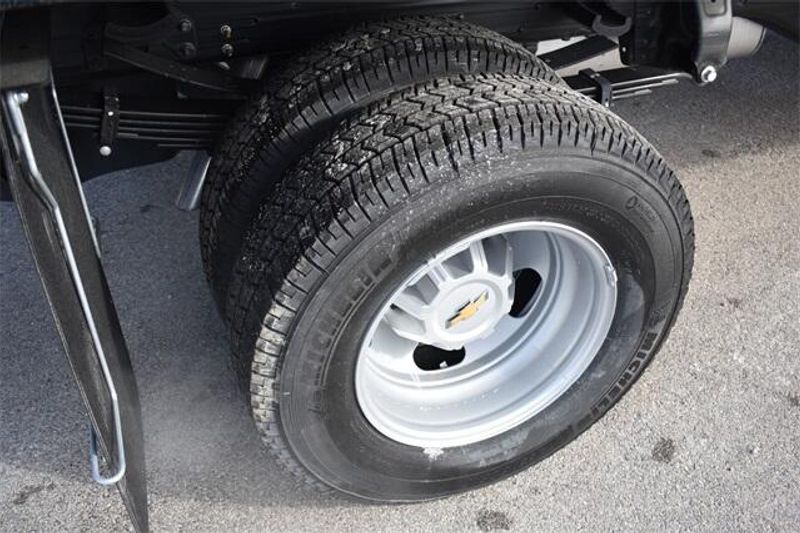 2025 Chevrolet Silverado 3500HD Work TruckImage 16