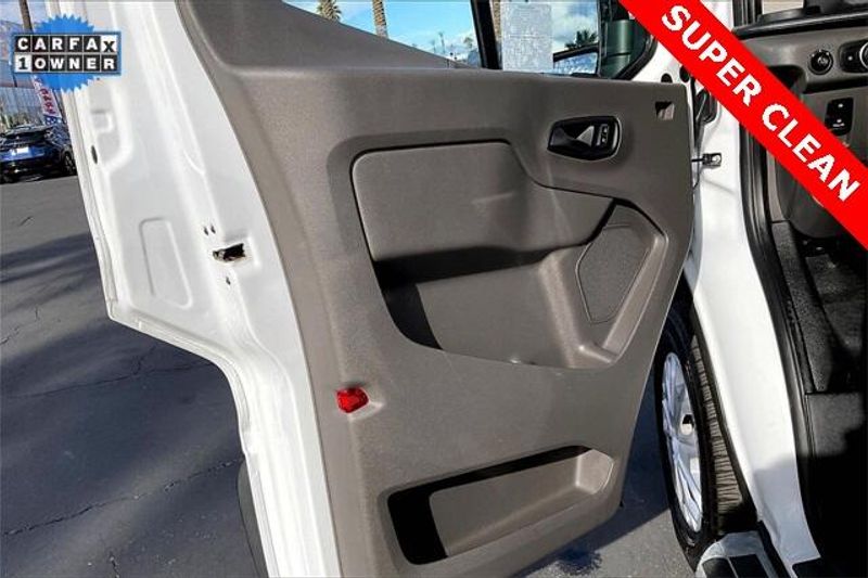 Used 2024 Ford Transit-250 Cargo Van BaseImage 20