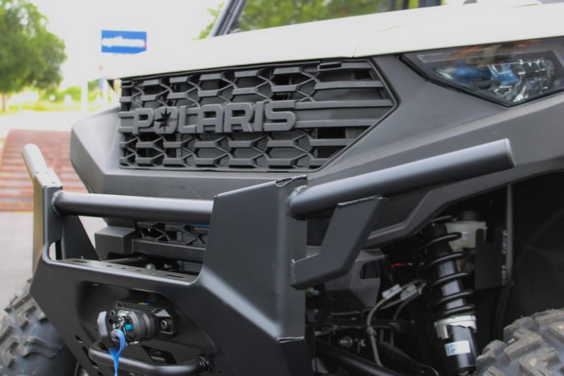 2025 Polaris RANGER 1000 PREMIUM MIRAGE BEIGE Image 16