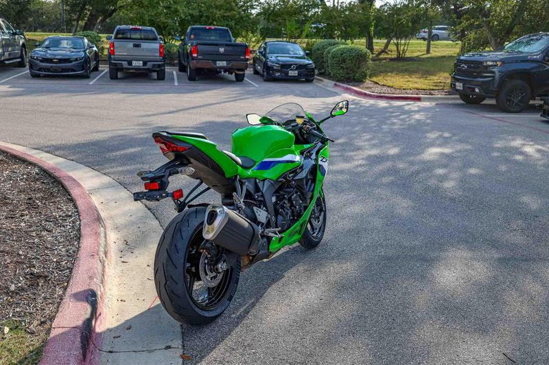 NEW 2026 KAWASAKI NINJA ZX6R Image 6