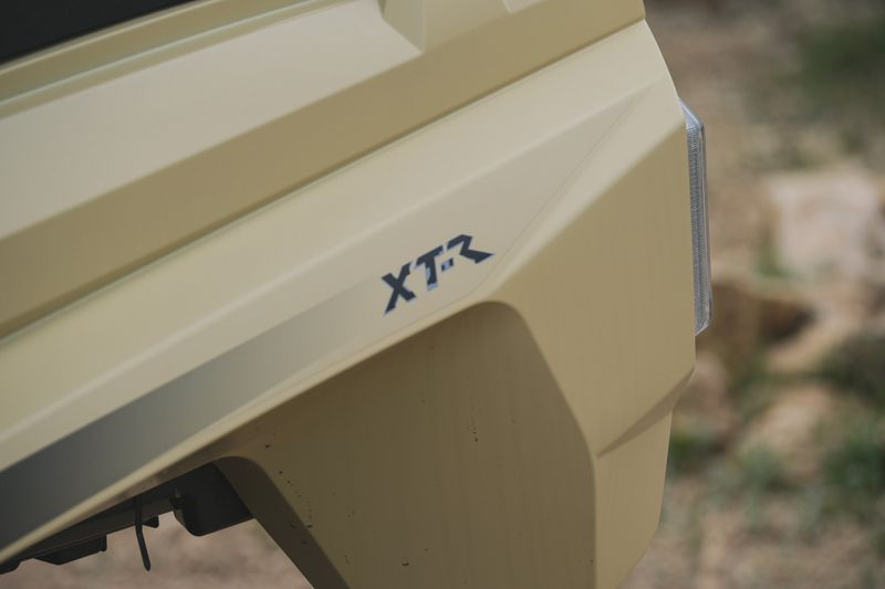 2023 Yamaha Wolverine RMAX4 XT-R Image 9