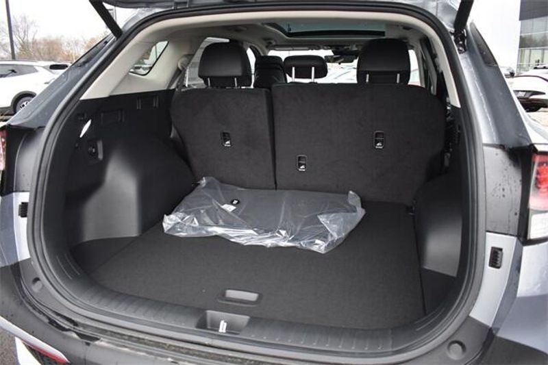 2025 Kia Sportage EXImage 17