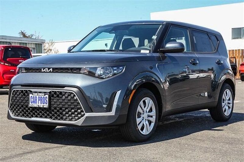 2025 Kia Soul LXImage 14