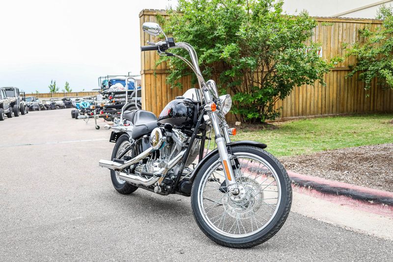 2004 HARLEY SOFTAIL STANDARD  BLACK Image 1