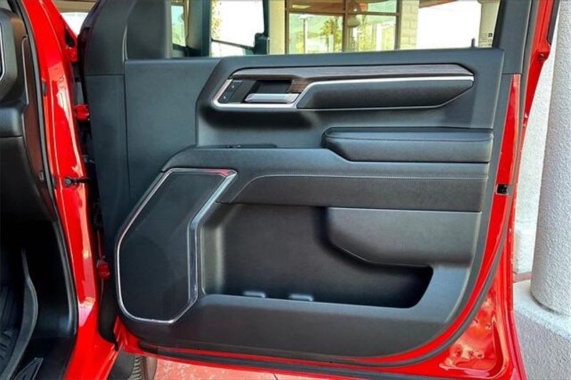 2024 Chevrolet Silverado 2500HD LTImage 23
