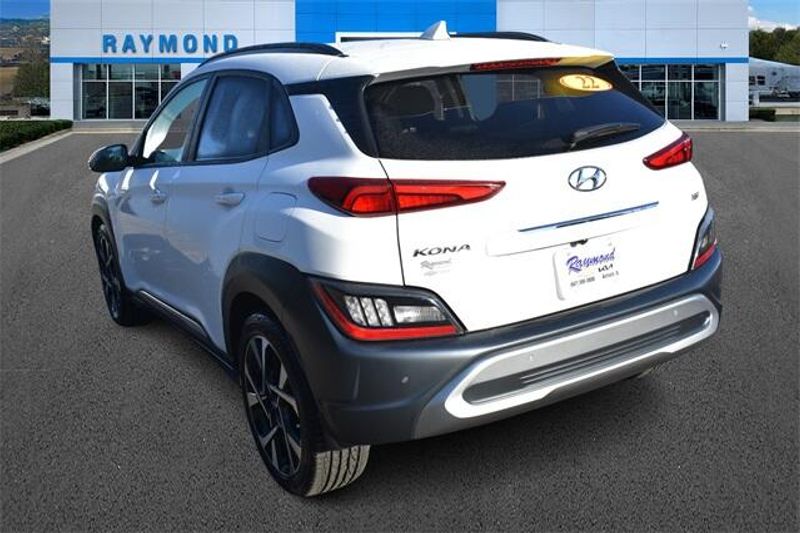 2022 Hyundai Kona LimitedImage 5