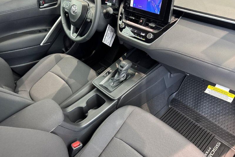New 2026 Toyota Corolla Cross LEImage 16