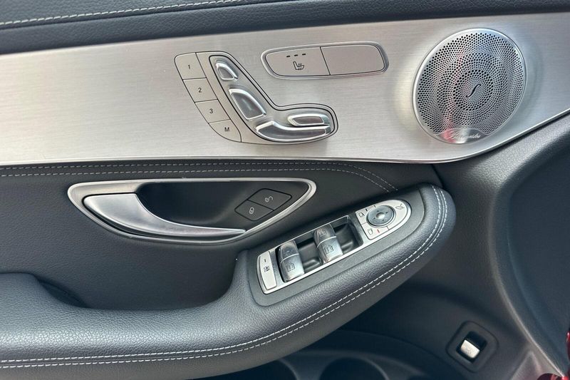 2021 Mercedes-Benz GLC 43 AMGImage 11