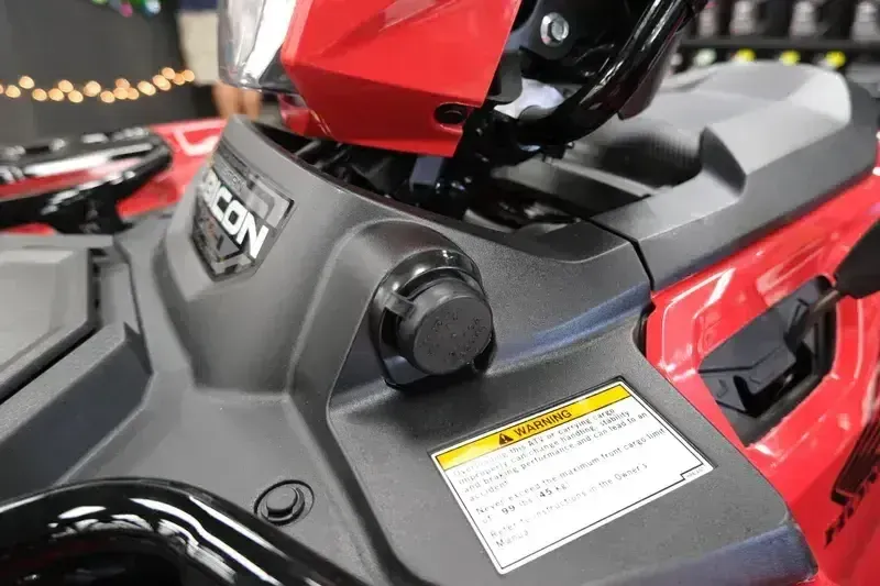 New 2026 Honda FOREMAN RUBICON DCT EPS HERO RED Image 16