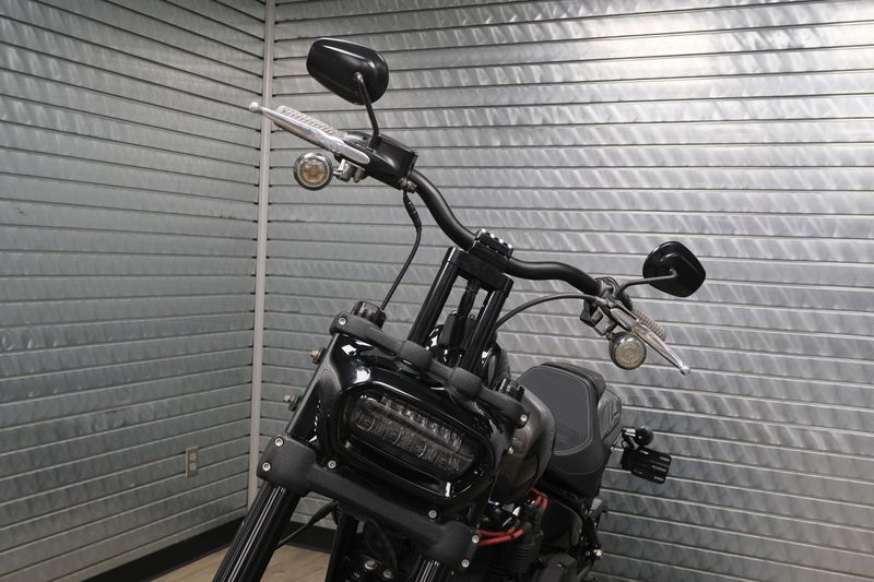 USED 2023 HARLEY SOFTAIL FAT BOB 114 Image 9