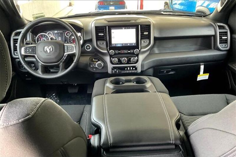 2025 RAM 1500 Tradesman Crew Cab 4x4 5
