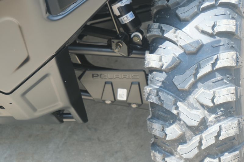 2025 Polaris RANGER CREW XP 1000 PREMIUM PURSUIT CAMO Image 11