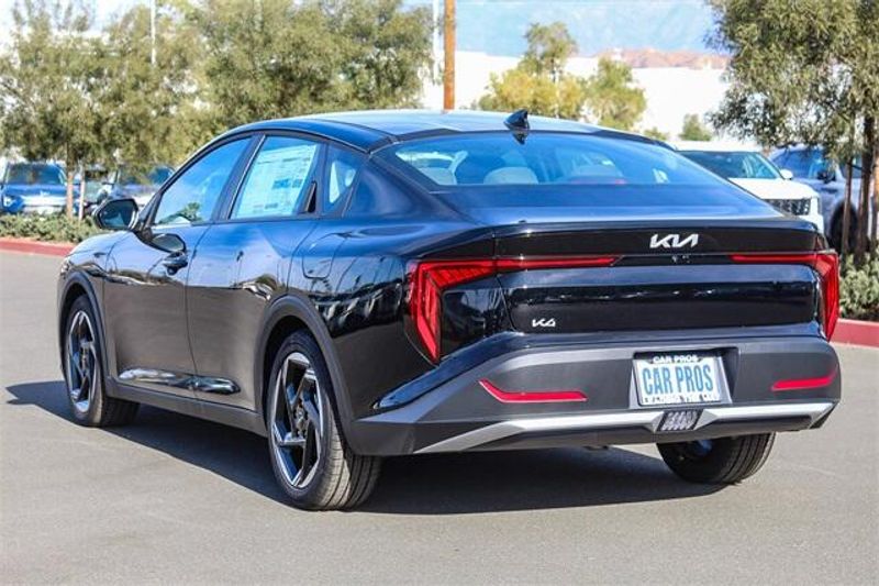New 2025 Kia K4 EXImage 15