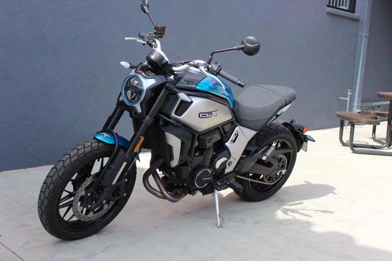 2023 CFMOTO 700CL-X CF700-2US Image 7