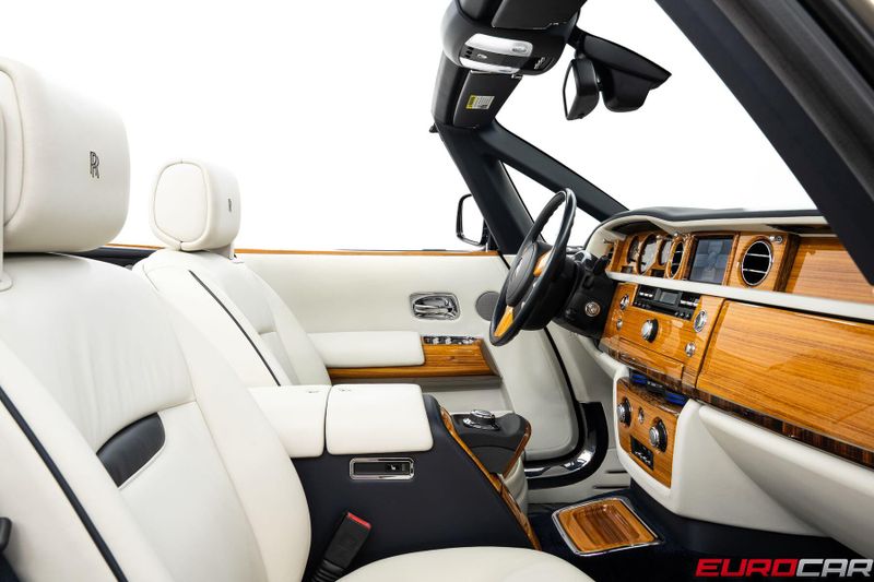 2010 Rolls-Royce Phantom Drophead Coupe *RARE INTERIOR * IMMACULATE CONDITION*Image 37