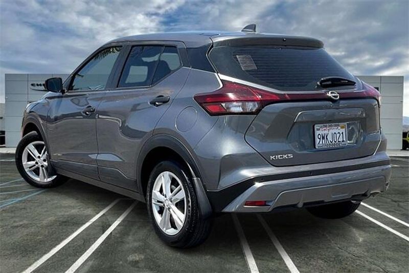 Used 2024 Nissan Kicks SImage 10