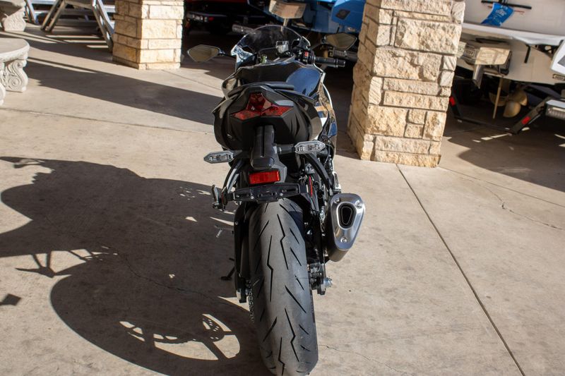 NEW 2026 KAWASAKI NINJA ZX6R ABS Image 6