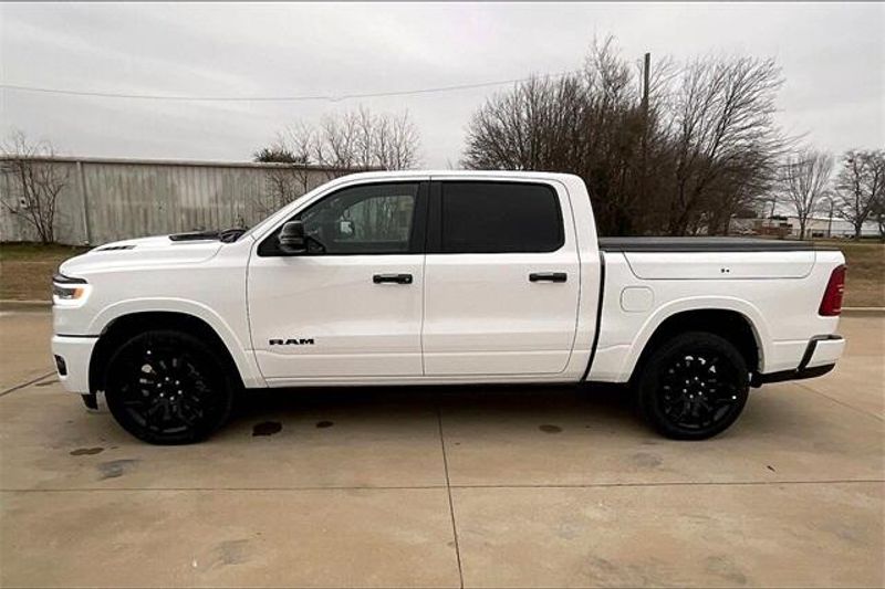 2025 RAM 1500 Limited Crew Cab 4x4 5