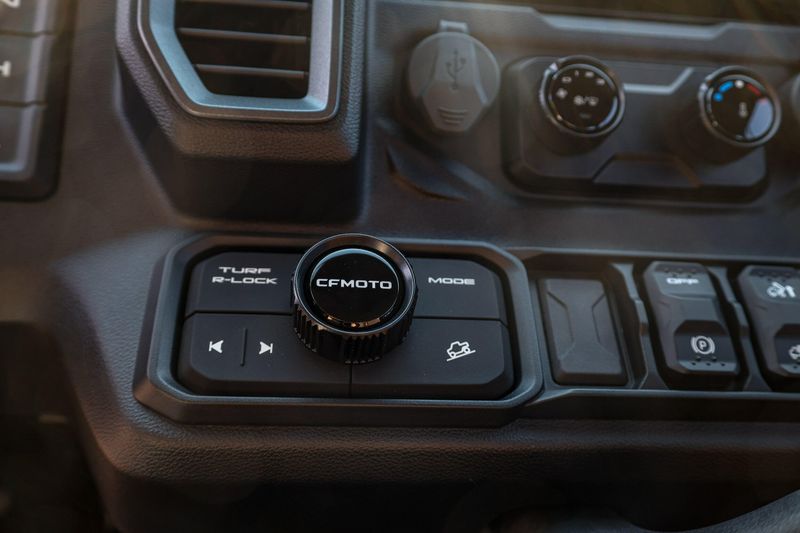 NEW 2026 CFMOTO UFORCE U10 XL PRO HIGHLAND Image 5