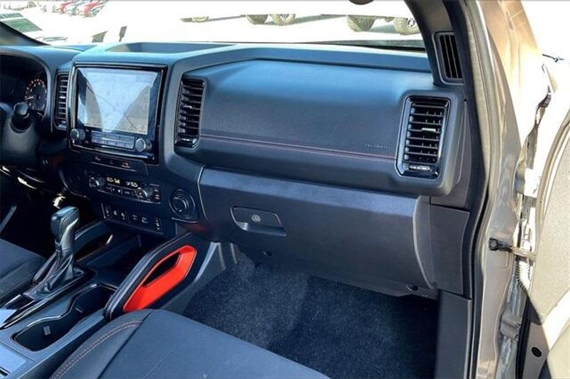 Used 2023 Nissan Frontier PRO-XImage 16