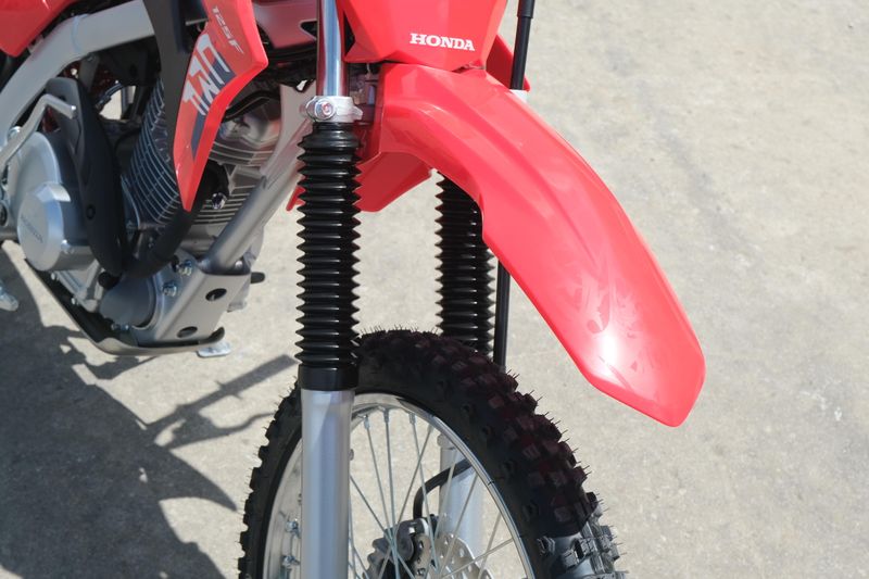 2025 Honda CRF125F BIG WHEEL RED Image 13