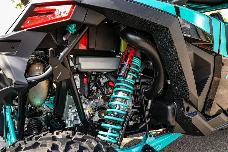 NEW 2025 POLARIS RZR PRO R 4 ULTIMATE Image 9