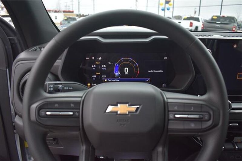 2025 Chevrolet Colorado Work TruckImage 23