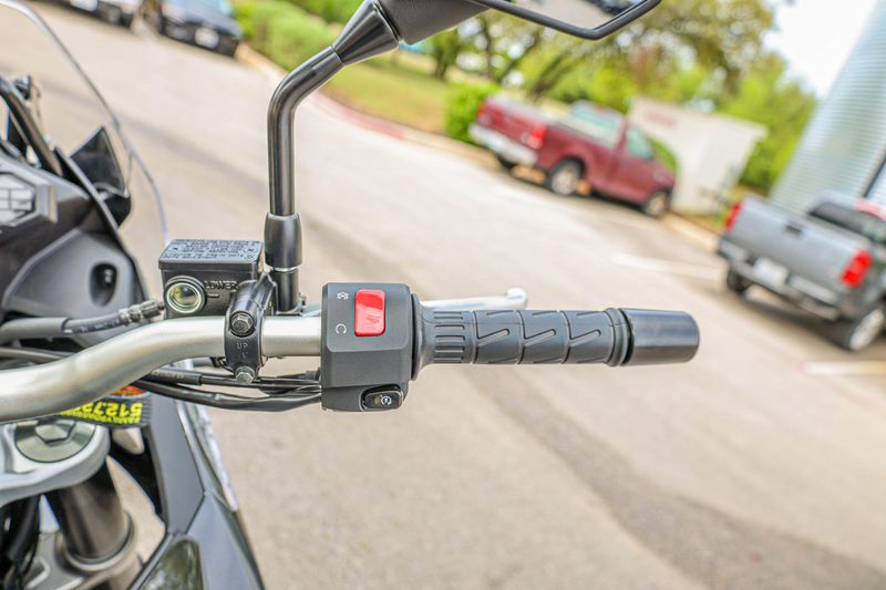 NEW 2026 KAWASAKI KLE 500 ABS Image 14