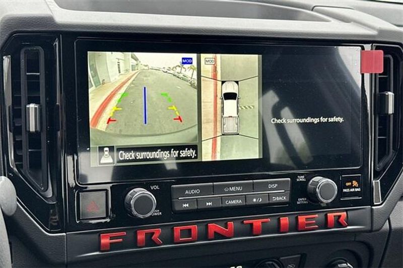 New 2025 Nissan Frontier PRO-4XImage 15