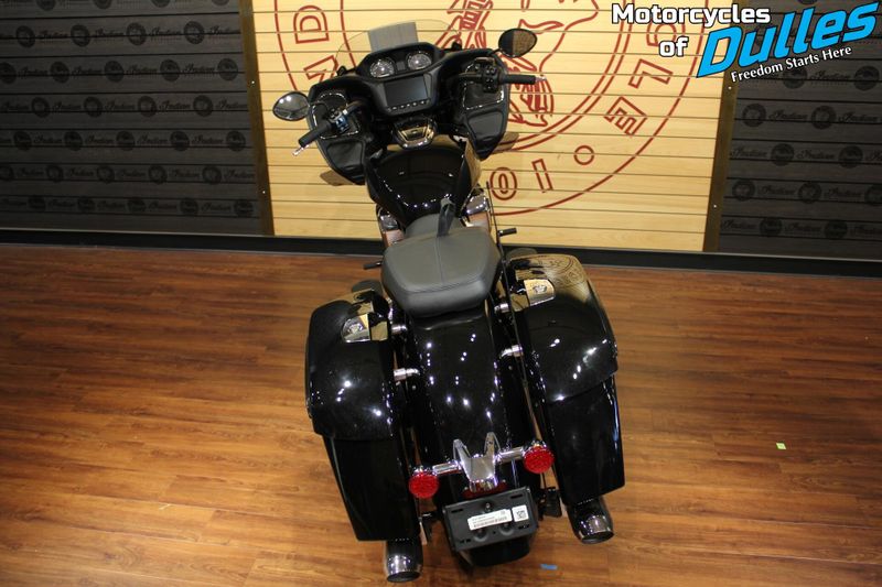 New 2024 Indian Motorcycle Challenger Image 7