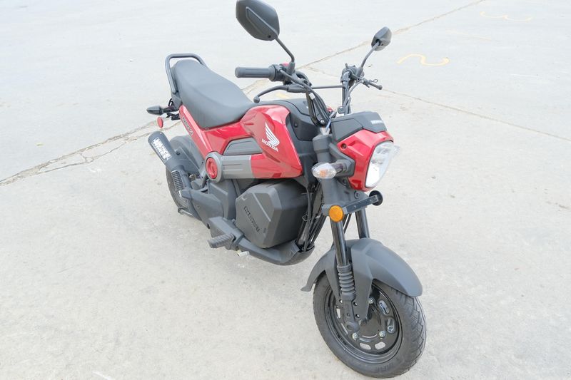 USED 2024 HONDA NAVI Image 1