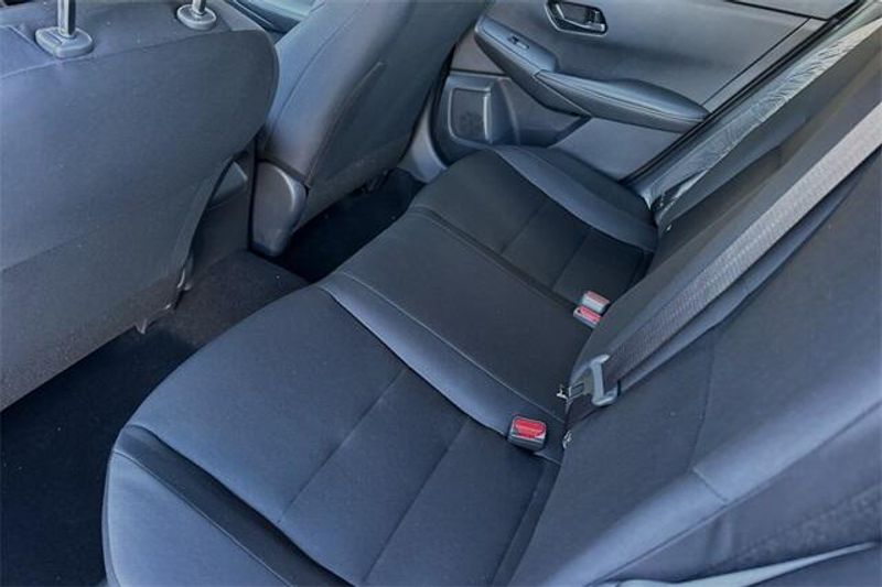 New 2025 Nissan Sentra SImage 9